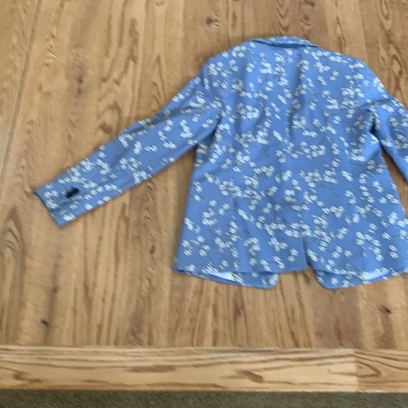 Spring Blazer - Picture 11 of 14